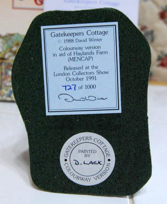 Gatekeeper Cottage (Colourway) by David Winter