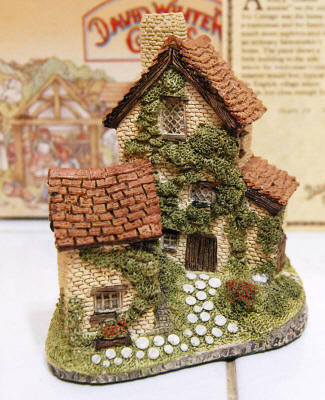 Ivy Cottage by David Winter