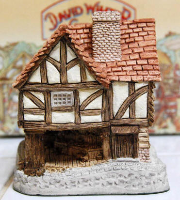Little Market by David Winter Cottages
