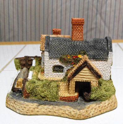 Lock Keepers Cottage by David Winter
