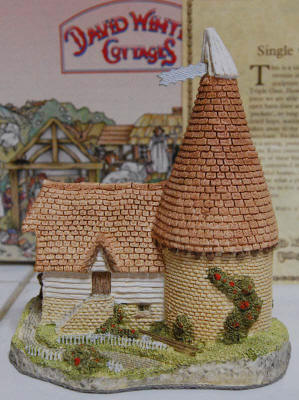 Single Oast by David Winter